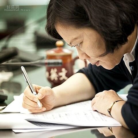 新任總統蔡英文的住宅政見主軸為「安心住宅計畫」 (蔡英文 Tsai Ing-wen臉書粉絲頁)