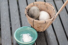 喜歡吃蛋的，天籟溫泉會館也有一處讓遊客可DIY煮溫泉蛋。天籟的溫泉沒有硫磺味，所煮出來的溫泉蛋就算是冷了吃也十分爽口。