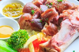 德國豬腳是林語堂故居的人氣美食。