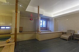 男湯大眾池一景。