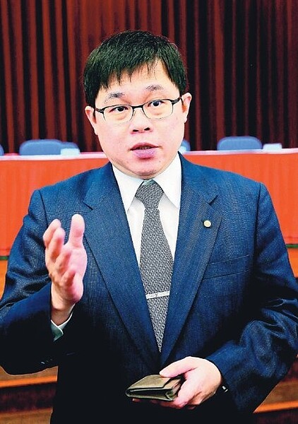 張榮發么子、現任長榮航空董事長暨集團副總裁張國煒 （聯合報系資料庫）