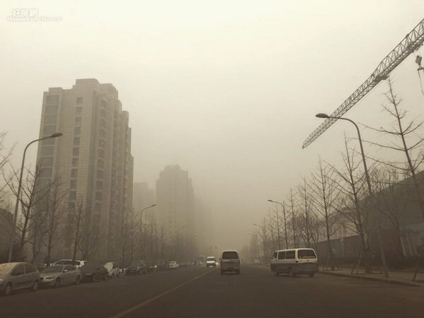 中國空氣汙染嚴重。（好房網資料中心→賈蓉朋友提供可以安心使用）
