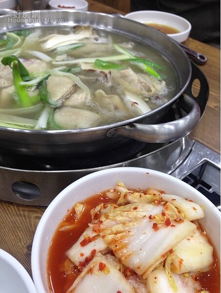 一隻雞。(好房網News記者魏瑩華/攝影)