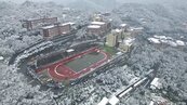 台灣版冰雪奇緣　華梵大學成雪國