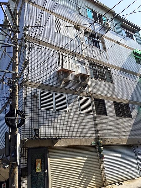 網友問在液化區的老透天多少錢才能賣?此圖非當事透天厝。(好房網News記者翁聖惠/攝影)