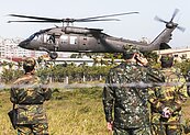 黑鷹直升機迫降台中市區