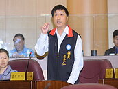  路邊停車催繳通知單要50元　桃縣議員批不合理