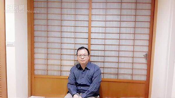 2. 屋內有五間房,其中一間規劃為和室。