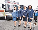 4代國光小姐　告別灰狗「老朋友」