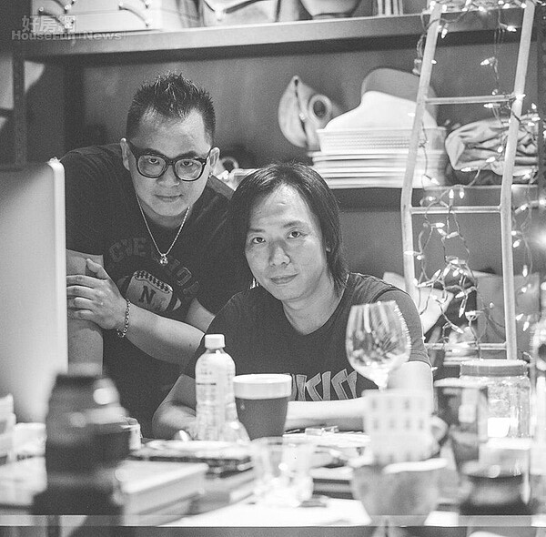 8. 奧斯卡(左)和張一涵,四年前跟另外兩名友人一起開創「想像空間攝影棚」。