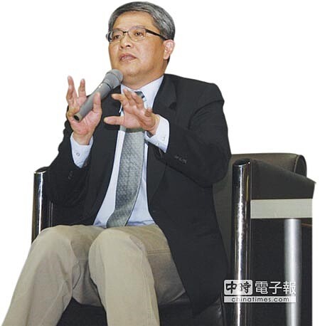 花敬群。圖/劉朱松