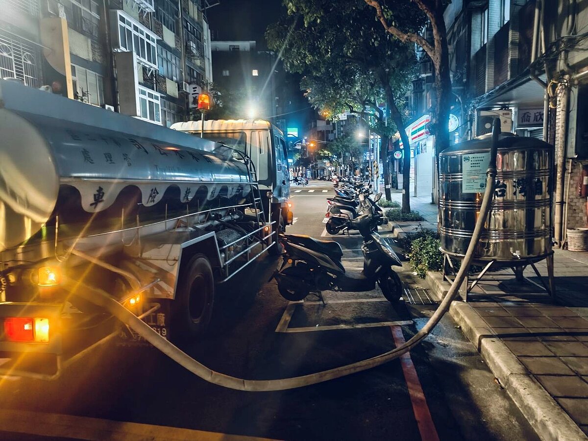 臨時供水站及水車示意圖。圖/新北市水利局提供