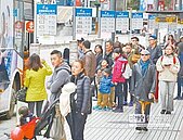 救塞車挽民心　公車票不漲了