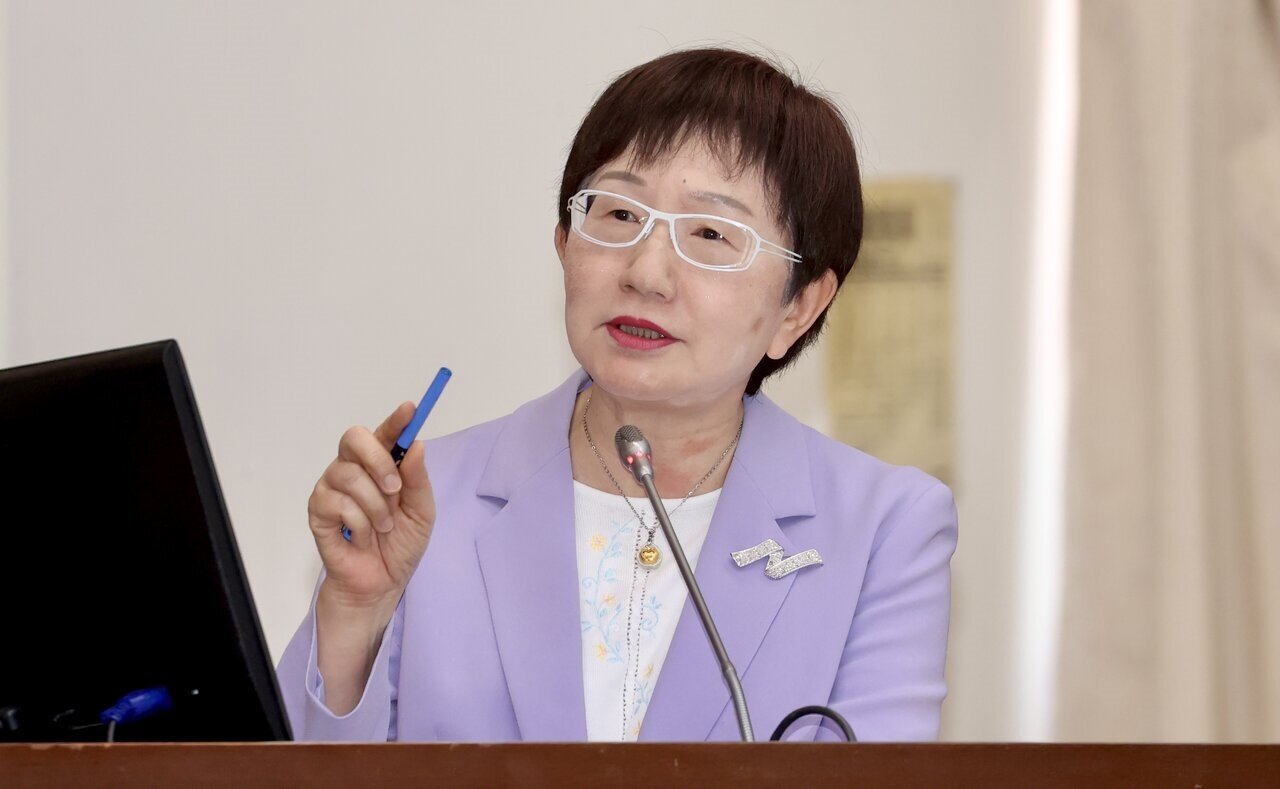 政府擬推出0至18歲全程支持方案，租稅減負也成為立法院關注焦點。財政部長莊翠雲表示，育嬰家庭住宅給予房屋稅、地價稅優惠，以及7至18歲子女增設扣除額，都是目前研議方向。圖／聯合報系資料照 