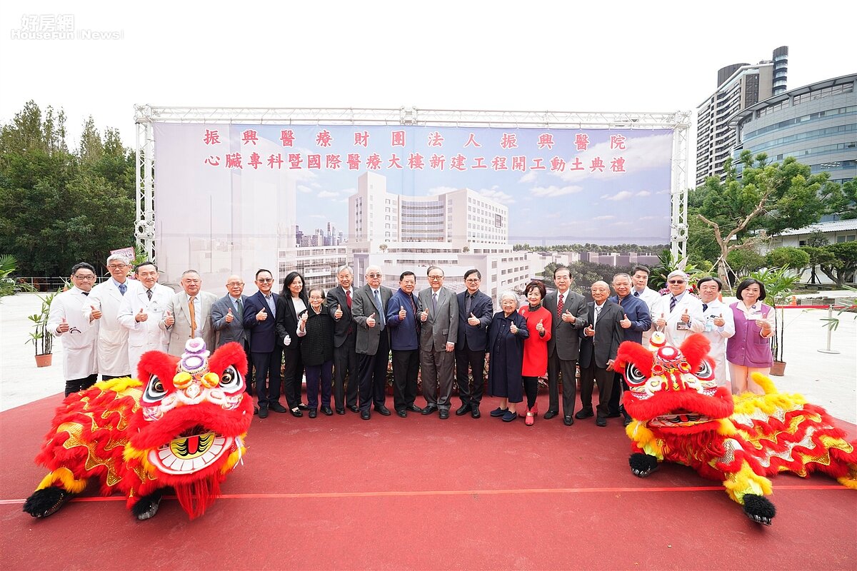 尹衍樑生前是振興醫療財團法人振興醫院董事長,一手催生了振興醫院的心臟專科暨國際醫療大樓。圖/振興醫院提供