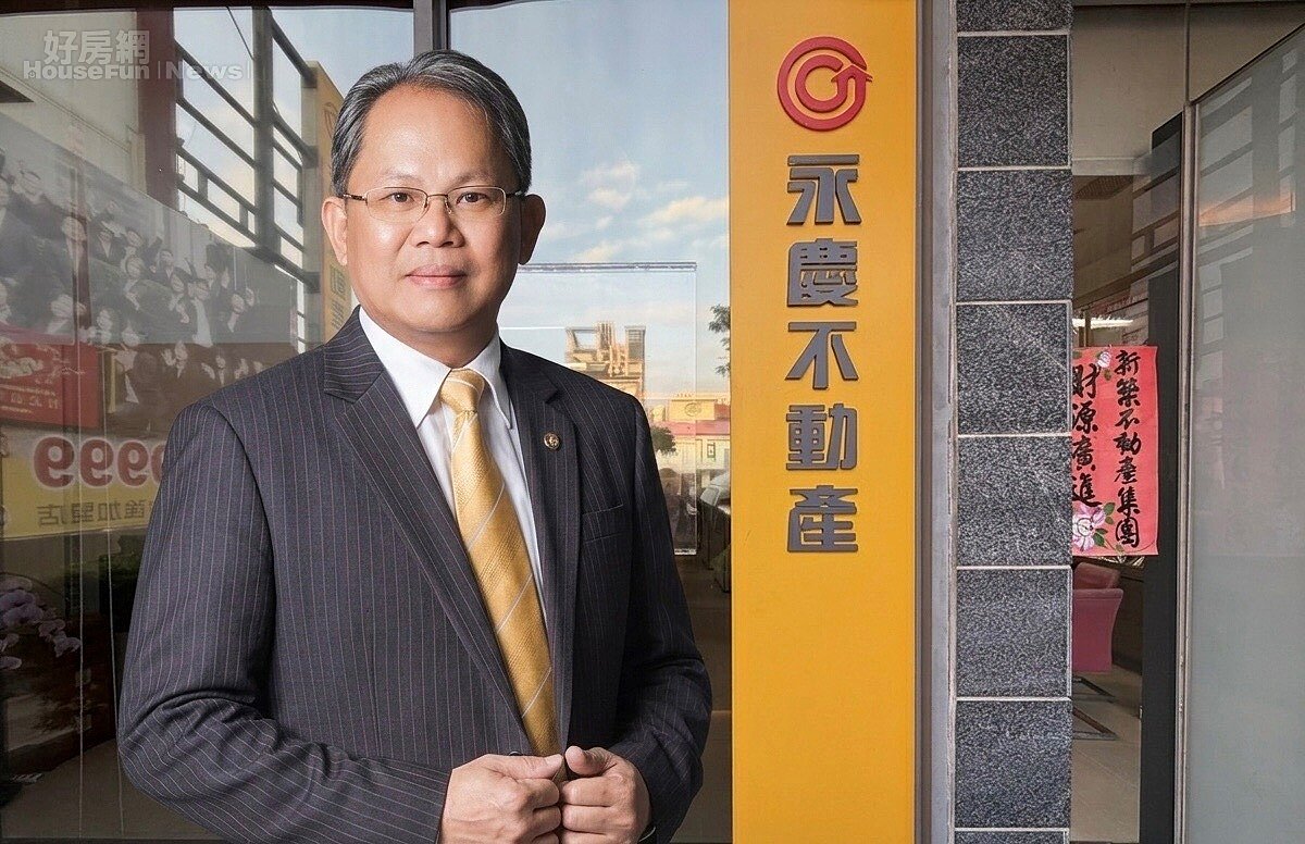 永慶不動產曾慶富帶領團隊，店業績已連續7年破億，是新竹指標性億級團隊。圖／永慶房產集團提供
