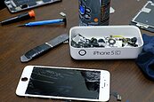 要求解鎖加州槍手iPhone　庫克：恐立危險先例