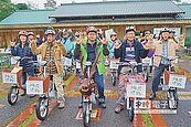 梅花迷路　騎動車徜徉田野