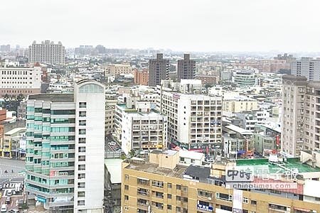 市府地政局指出,桃園市不動產交易以桃園區、中壢區及楊梅區分占前3名。(甘嘉雯攝)