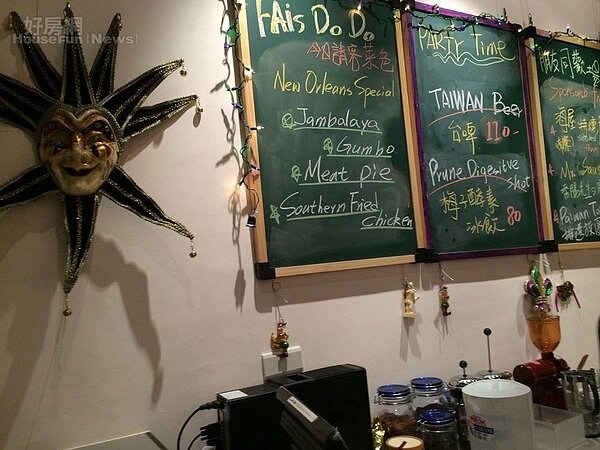 5.牆上以黑板標示餐點,也是特色裝飾。