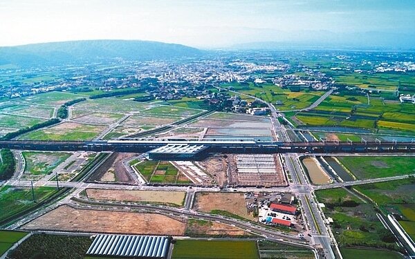 高鐵彰化站特定區「錢」景看好,土地標售卻遇上不景氣,市場觀望氣氛濃厚。 圖/縣府提供