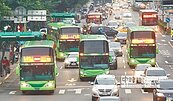 7休1急煞車　客運8月不減班