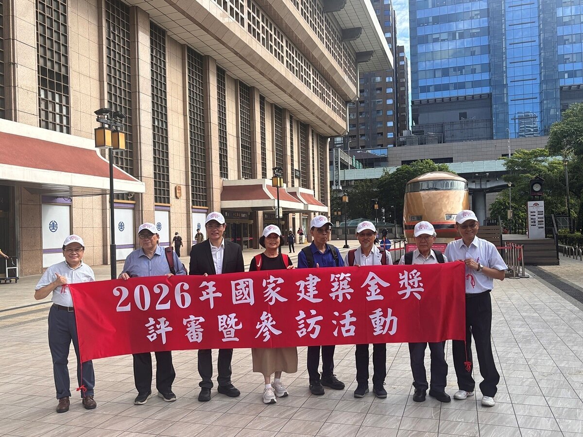 今年七月開始，台灣永續關懷協會與專家學者組成的評選團至全國各地進行實地評選，要選出最優質的建案與公共工程以及誠信建商。圖／台灣永續關懷協會提供