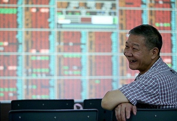 台股今終場加權指數收在最高點的9080.71點,上漲96.3點,漲幅高達1.07%,日成交金額775.4億元。 圖/報系資料照