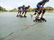 龜裂又不平　桃園三民公園溜冰場坑人