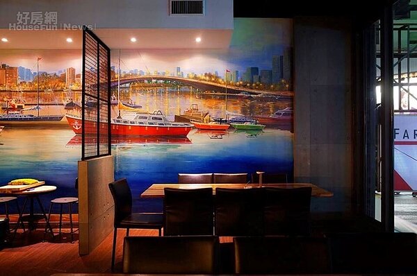 5-6.用餐區特地設計好幾面壁畫,可見到歐式老舊建築與街景、一艘艘浪漫的觀光船,營造出濃濃的異國風情。