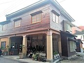 老診所改咖啡屋　紀念祖父行醫