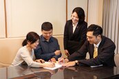 字太多懶得看？買房跳過不動產說明書吃大虧！　專家揭5必查重點、2026新制