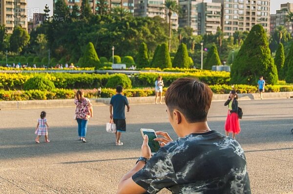 全民瘋寶可夢。(好房網News記者張聖奕/攝影)