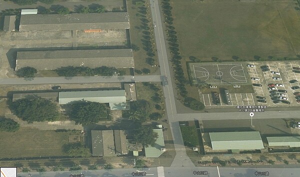 高雄205兵工廠將遷移,開發為經貿中心(翻攝google map)(位於中山三路、時代大道口)