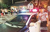 屏東抓寶亂交通　警盯沒人理