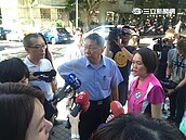 興隆公宅問題多　柯文哲：小事還要我出馬？