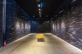 裡面還有一處小小的創意空間，可舉辦小型的展覽以及分享會等活動。