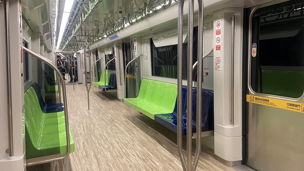列車內裝。圖/新北市政府捷運工程局提供