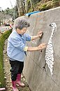 魚池社區營造　庄民齊力拼貼壁畫
