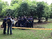 不讓房東為難　男子公園自殺亡