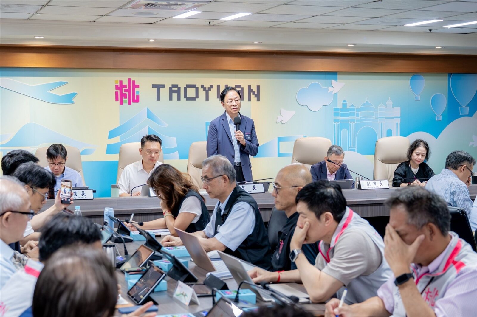 桃園市長張善政主持市政會議。圖:市府提供