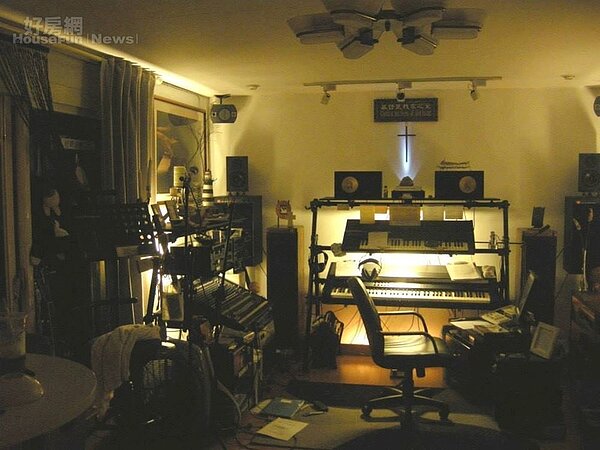 8.	錄音室和視聽室合一。
