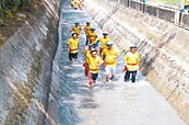 關山水之祭　跑水…小蛇湊一腳