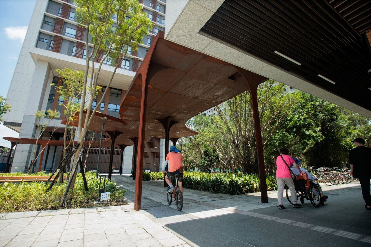 北市府認為,社宅後續管理更需同步建立專業管理、住戶支持及社區融合機制;此為北市廣慈社宅。聯合報系資料照