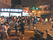 中壢中正公園抓寶熱點　引來偷窺狼