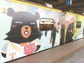 「喔熊」列車首航　南台灣賣萌