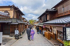 如果時間預算許可，租件和服來此逛逛吧！