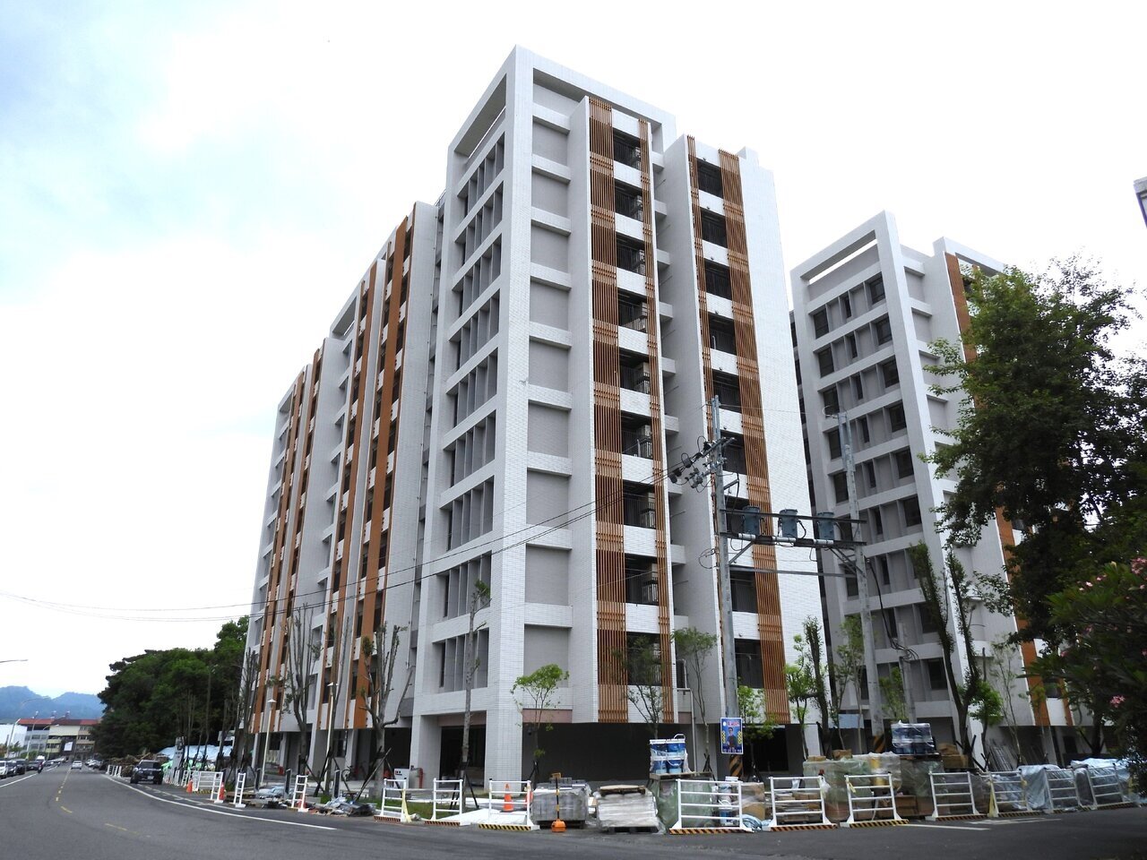 南投縣第一座社會住宅「公誠安居」落腳埔里，今年完工，提供套房、2房及3房房型，共260戶，只租不售。記者賴香珊／攝影 