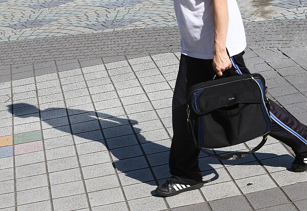 新北市勞工局「違法雇主查詢系統」今上線,民眾只要輸入企業關鍵字,就可以查到該公司是否有違反勞基法等。 圖/聯合報系資料照片