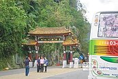 陸客急凍　太魯閣好冷